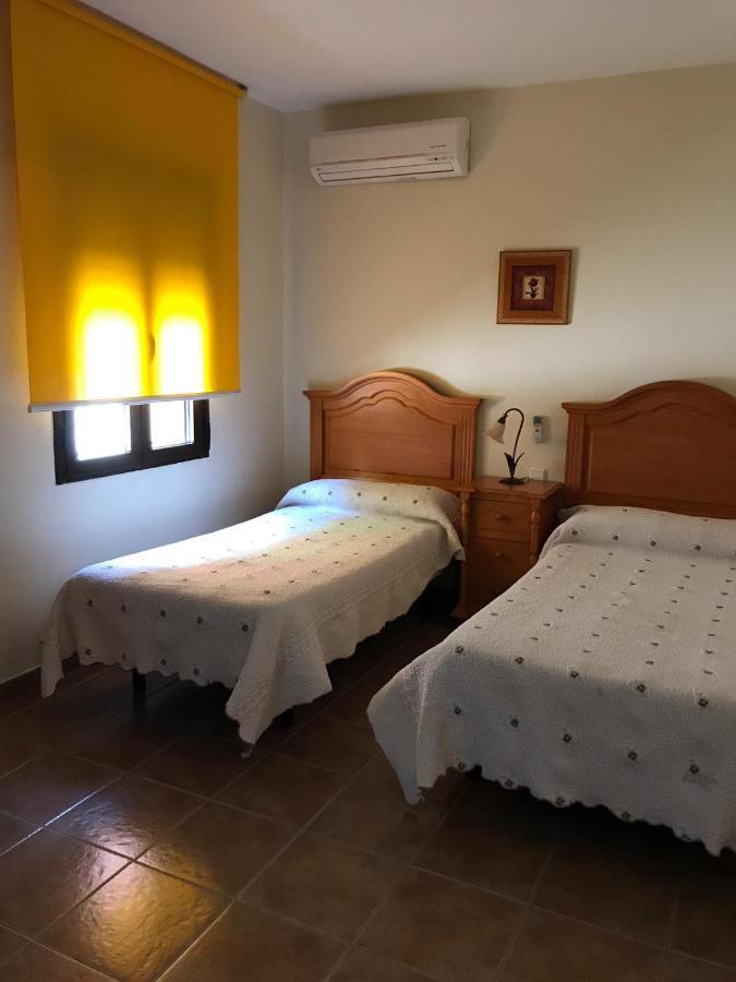 Casa Rural Las Escuelas II Эль-Ойо-де-Пинарес Экстерьер фото
