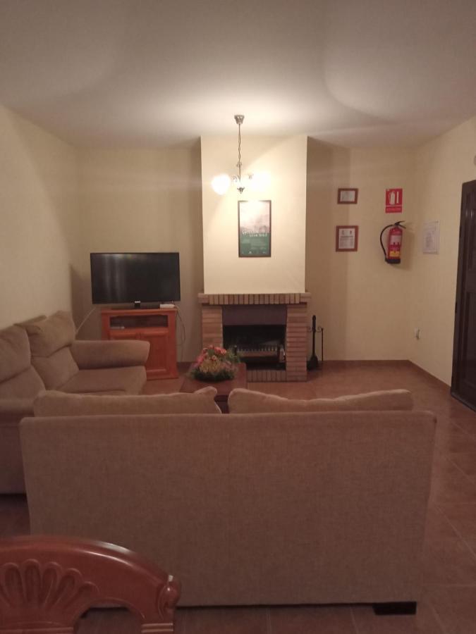 Casa Rural Las Escuelas II Эль-Ойо-де-Пинарес Экстерьер фото